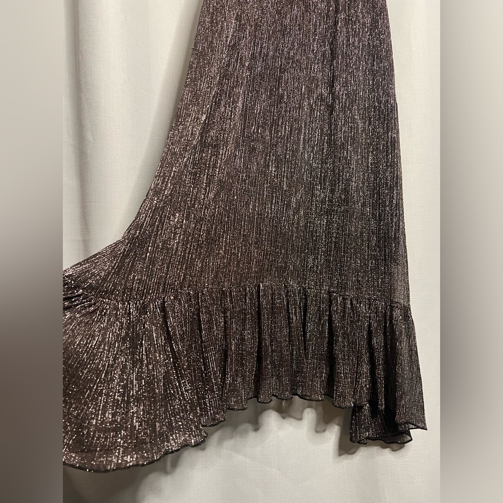 Kensie Black and Bronze Metallic Smocked Midi Dress Small - Picture 9 of 13